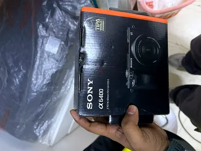 Sony A6400 with kit lens with box,bag Neet clean