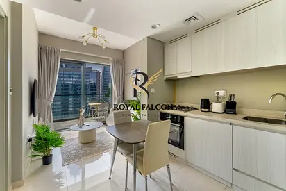 FULLY FURNIHED| HIGH FLOOR