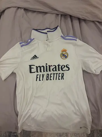 Real Madrid 2021/22 Home Jersey - White Adidas (Mens) - Good Condition