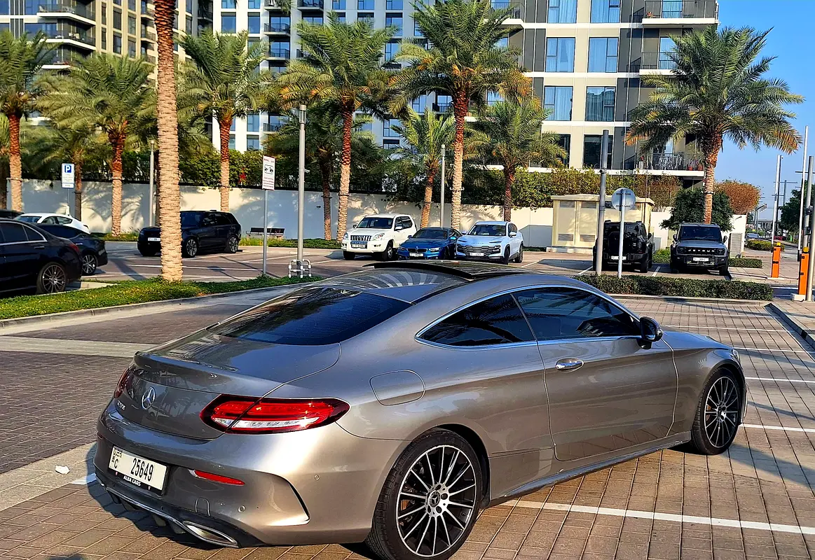 Mercedes-Benz C-Class 2019 — photo 1 of 8