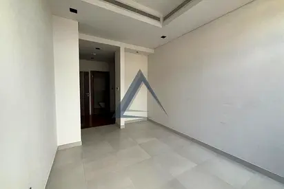 MODERN BRIGHT HOUSE | SPACIOUS | NEAR TO MALL