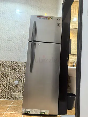 LG Top Freezer Fridge - Silver, Good Working Condition