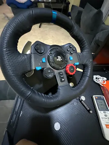PlayStation-compatible Racing Wheel Controller (with paddles) - Good Working Condition used 1 month