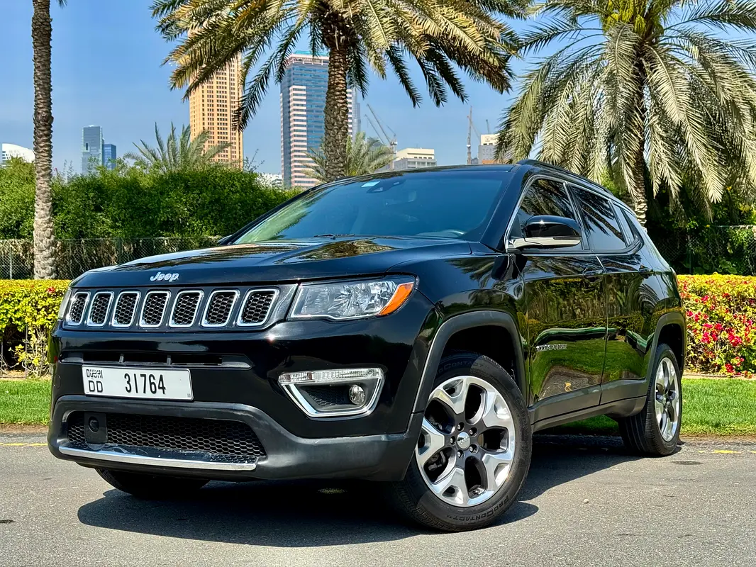 Jeep Compass 2021 — photo 1 of 8