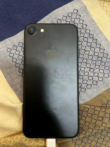 iPhone 7 128gb urgent sale
