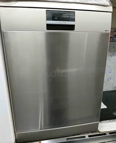 Siemens dishwasher 3 sholf IQ700