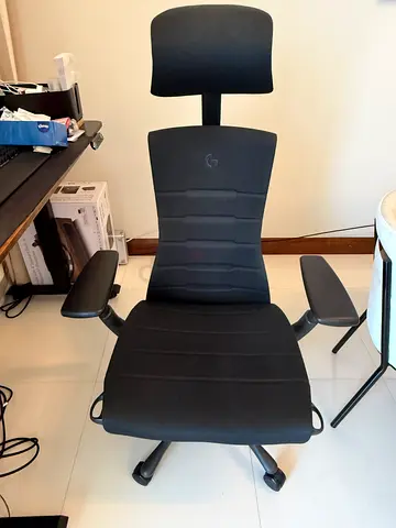 Herman Miller - Logitech G Ergonomic Office Chair with Headrest