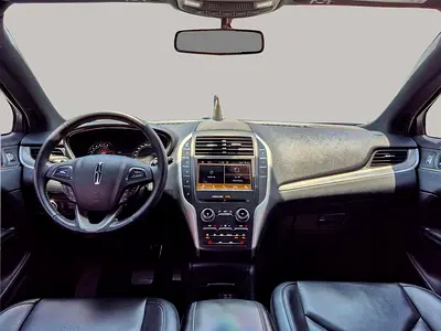 صورة 9 لـ 2019 Lincoln MKC