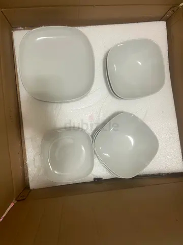 Grey Ceramic Square Bowl and Plate and dinner plate Set — 6 Pcs each  (Good Condition).. total 17 pc