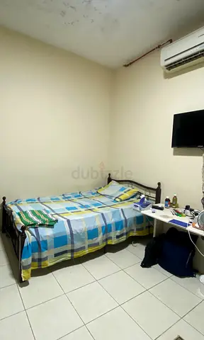 Room for sharing / Bed space (looking for South Indian)
