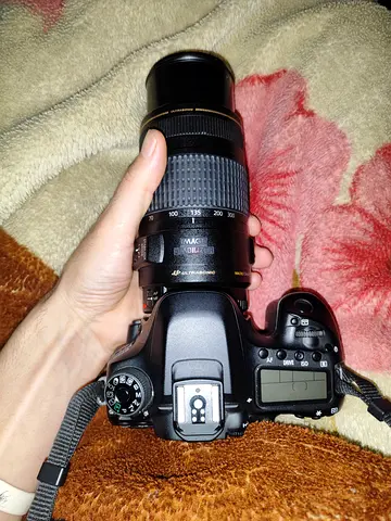 Canon EOS 80D DSLR for Sale