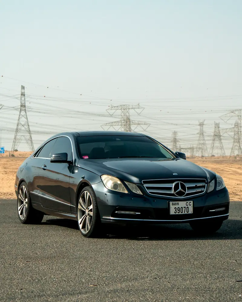 Mercedes-Benz E-Class 2012 — photo 1 of 6