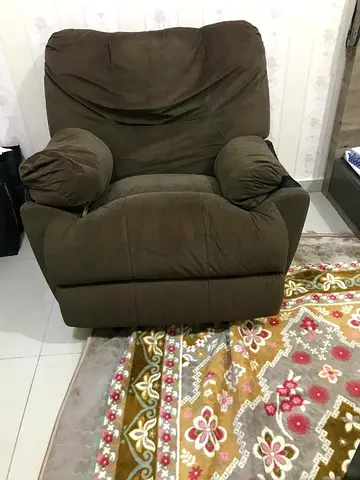 Super Cozy sofa chair Urgently