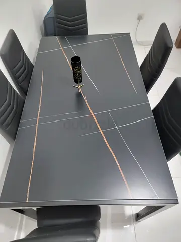 6 seater Dinning Table