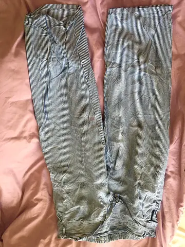 Blue and white striped casual pants - women’s size medium (pre-owned)