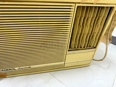 Used window air conditioner unit – working condition,