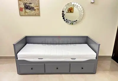 Ikea hemness daybed with 2 new ikea mattress like new
