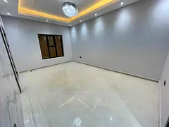 Villa for annual rent in Al Yasmin area, 6 rooms, spacious, prime location close to all services, su
