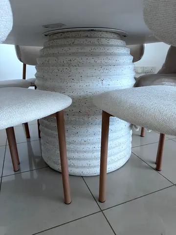 Dining table with terrazzo spiral base - like new furniture, only used for 3 weeks