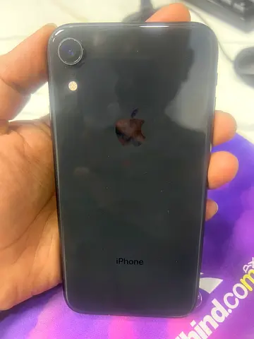 iPhone XR  64GB Good Condition
