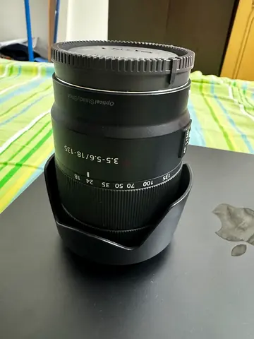 Sony 18-135mm f/3.5-5.6 OSS Zoom Lens (APS-C) - Good Condition