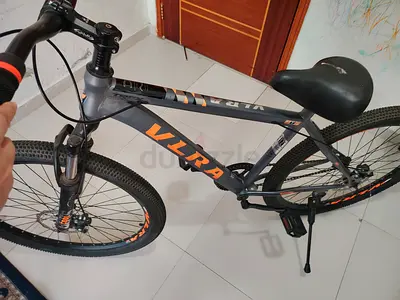 Used VLRAD mountain bike - good condition, 26 wheels.