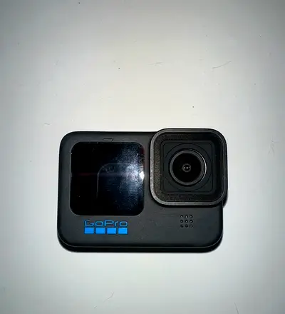 Go Pro 11 + all accessories