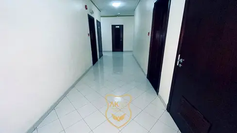BEST OFFER 2BHK WITH CLOSE DOOR HALL ONLY FAMILY JUST 39K