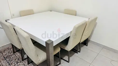 Dining table set