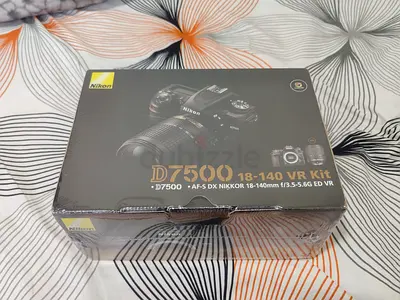 Nikon D7500 with kit lens