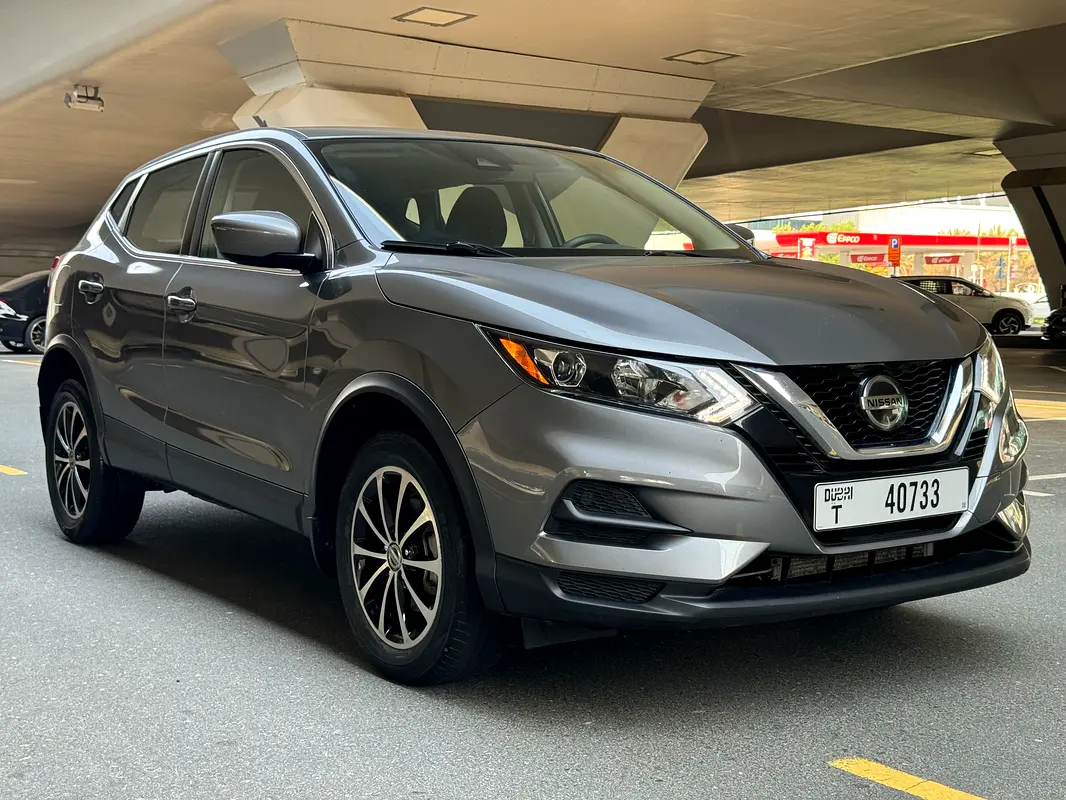 Nissan Rogue Sport 2021 — photo 1 of 7