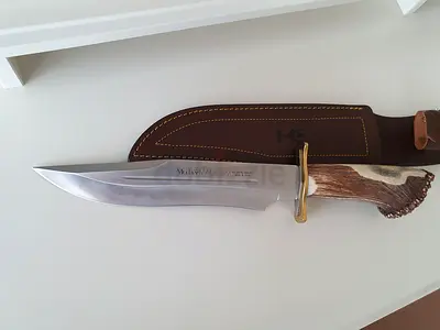 Knife with Leather Sheath - MUELA MAGNUM-26
