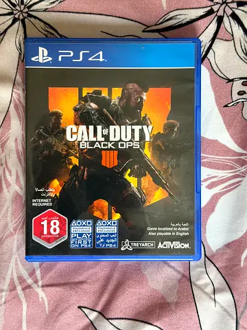 Call of Duty: Black Ops 4 - PS4 (Complete Case)