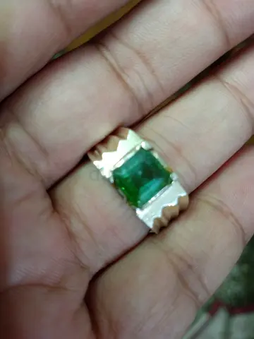 Emerald Silver Ring