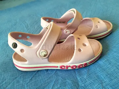Kids sandals Original Crocs Brand size C10 for 4-5 years old girl approximately in perfect condition
