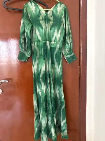 Green Ikat Print Long Sleeve Maxi Dress