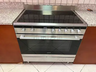 SIEMENS Brand Latest Model Electric Ceramic 5 Hobs Cooker Size 90 X 60cm