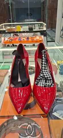 Red Patent Leather Pointed Toe Heels with Bow Detail
