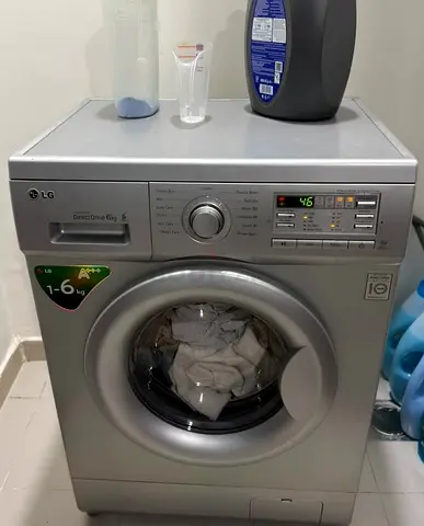 LG Front Load Washing Machine 6kg - Good Working Condition