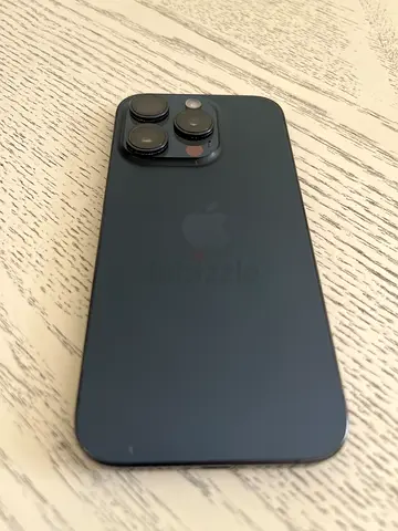 iPhone 15 Pro 512GB Black Titanium A17 Pro 48MP