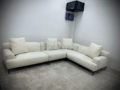 Brand new condition the loom collection lshape couch
