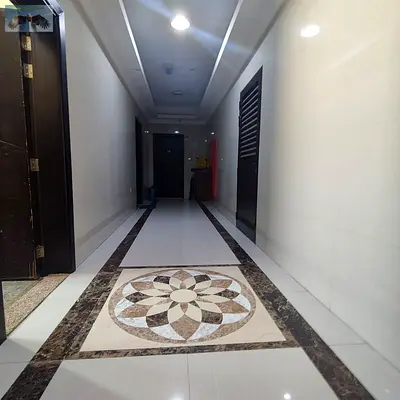 استوديو للايجار بعجمان استوديو مساحة كبيرة مطبخ منفصل وبلكونة بالمويهات قرب شارع الشيخ عمار والشروق مول وموقع مميز
