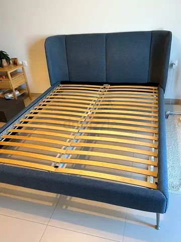 IKEA bed frame (TUFJORD) 180x200 cm