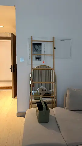 Gold standing mirror  towel ladder