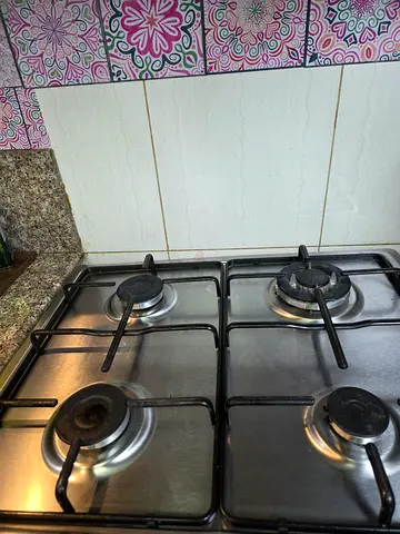 Used 4-Burner Built-in Gas Hob - Stainless Steel_ Daewoo