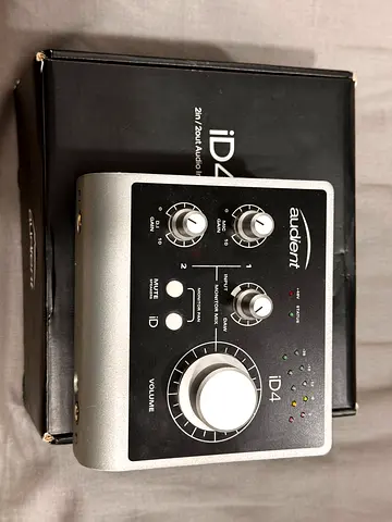 Audient ID4 - Audio interface for urgent sale- RFS: Upgrading the gear