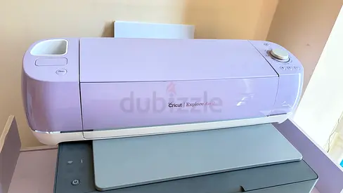 Cricut Explore Air 2 Cutting Machine - Excellent Condition
