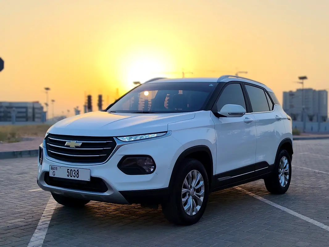 Chevrolet Groove 2023 — photo 1 of 17