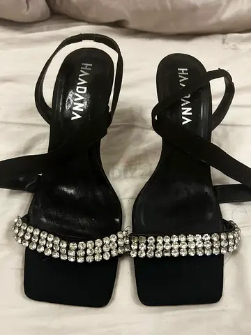 Shoe