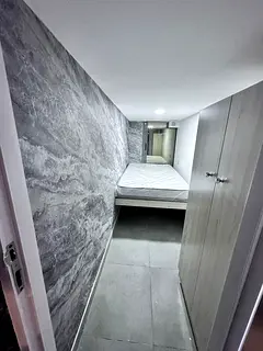 Capsole partition for Executive